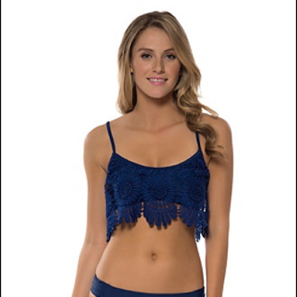 NWT Jessica Simpson Flower Power Bikini Top